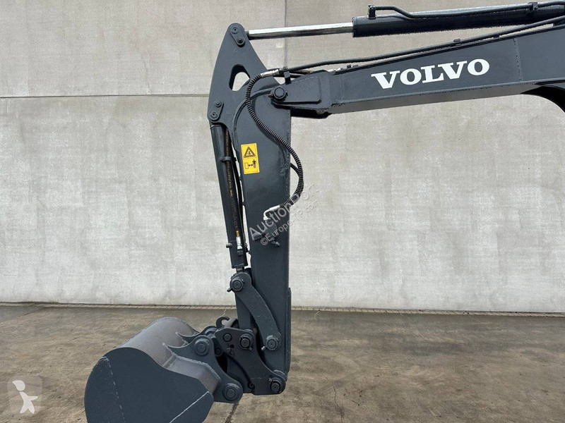 Excavadora Volvo EC60C