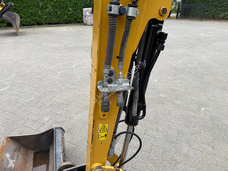 Pelle Caterpillar 30205CR