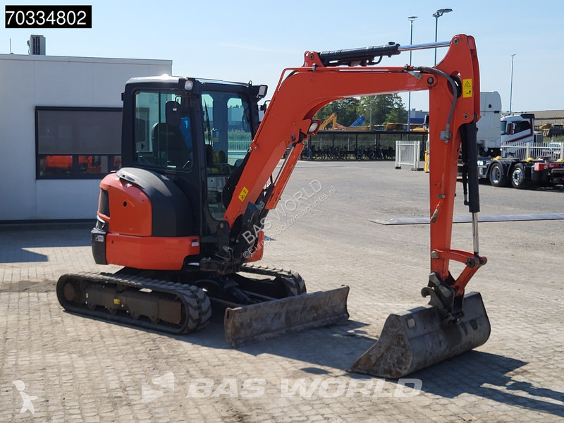 Pelle Kubota U36 4 3 Buckets
