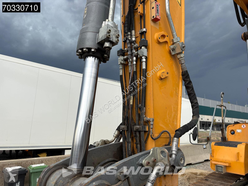 Багер Liebherr R926