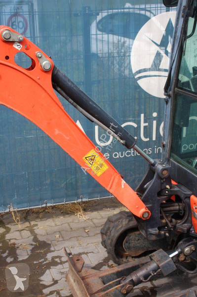 Багер Kubota KX018-4