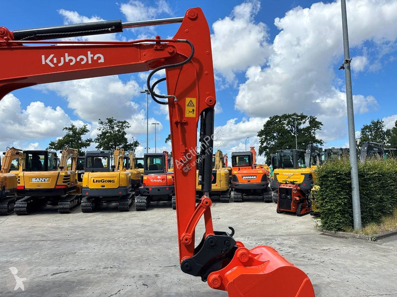 Graafmachine Kubota SZ