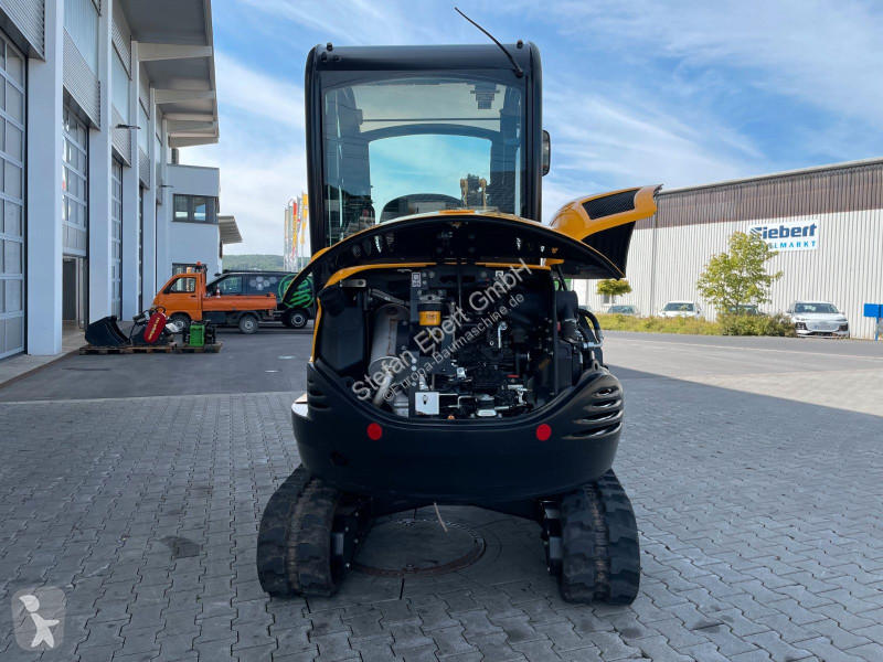 Excavadora JCB 9 CT / 151h / 2023 / Inkl....