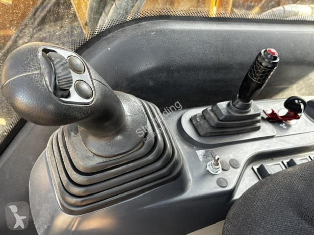 Екскаватор Sany 135U