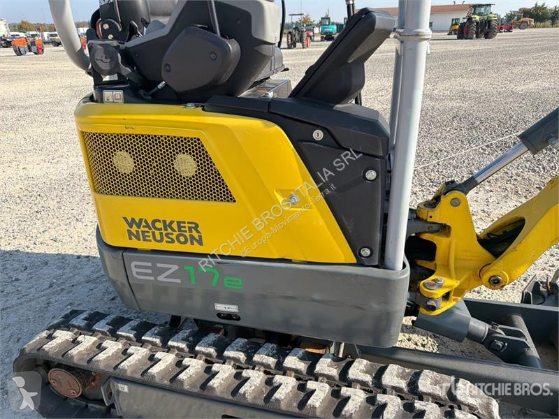 Екскаватор Wacker Neuson E