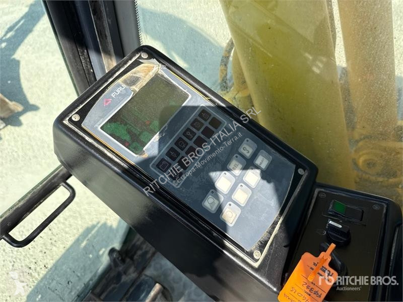Екскаватор Furukawa 740LS Tracked Excavator