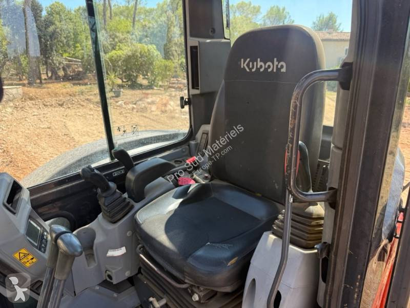 Екскаватор Kubota