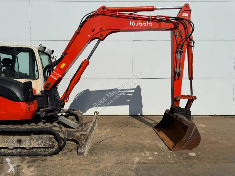 Graafmachine Kubota - Quick Coupler / Hammer Lines