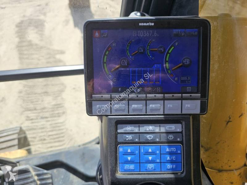 Graafmachine Komatsu HB215 LC-2