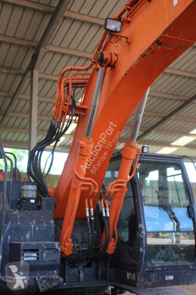 جرافة Hitachi 5B