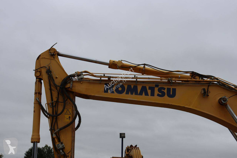 Excavadora Komatsu LC-11