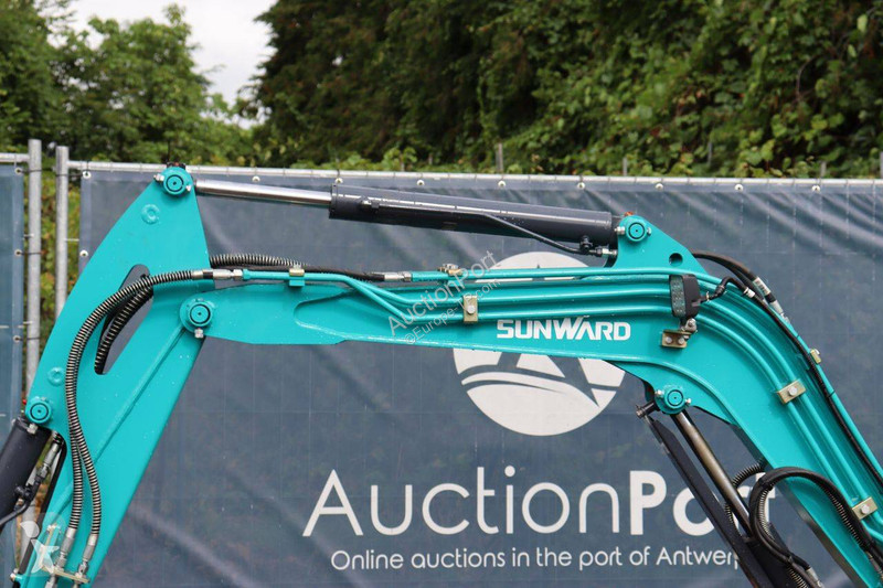 جرافة Sunward SWE 20F