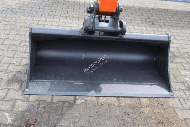 جرافة Hitachi ZX55U6
