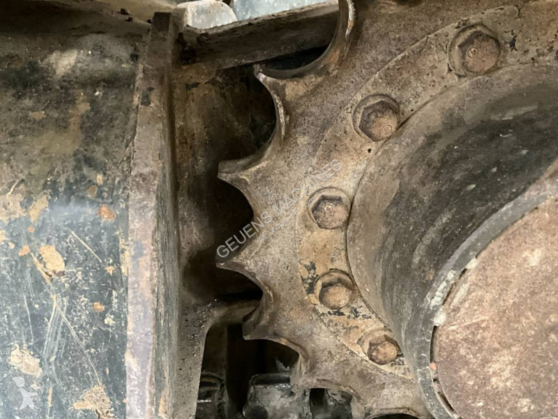 جرافة Komatsu MR5