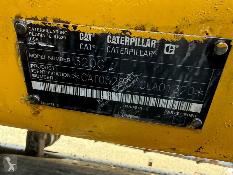 جرافة Caterpillar Excavator - 23.9T - Hammer...