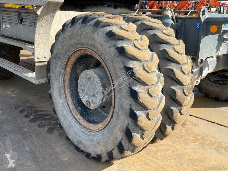 جرافة Liebherr A920