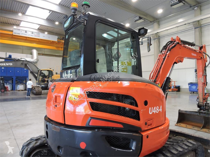 جرافة Kubota U48-4