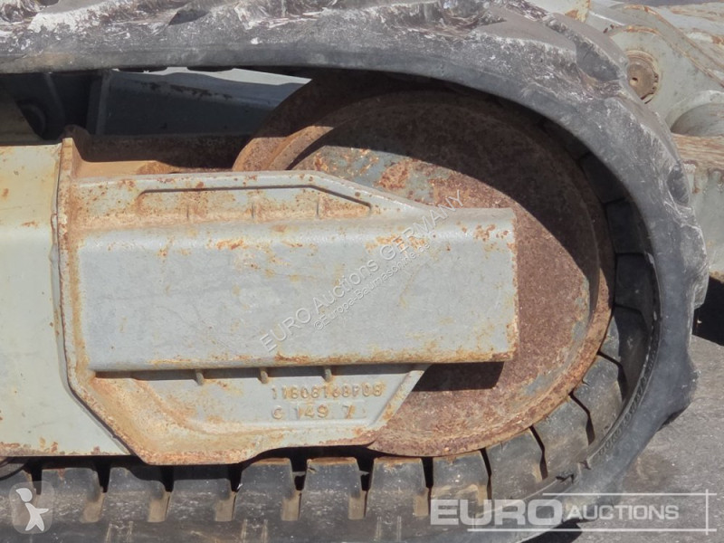 جرافة Volvo ECR25D