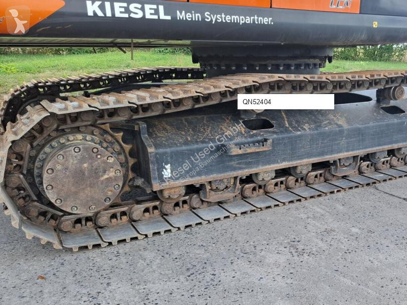 جرافة Hitachi 7