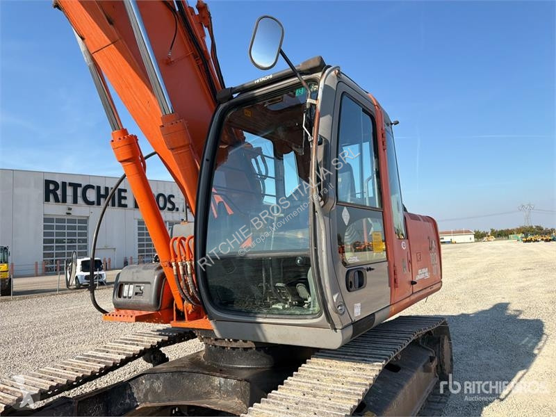 جرافة Hitachi Zaxis N Tracked Excavator