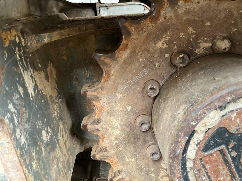 جرافة Neuson 75 Z 3