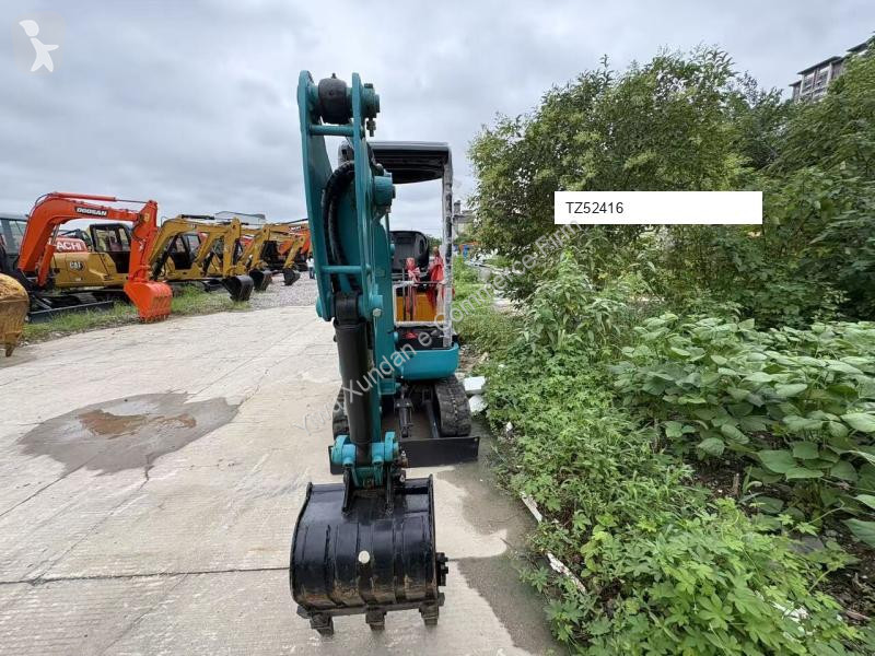 جرافة Kubota U17