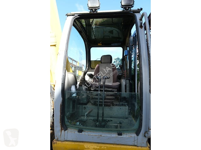 جرافة New Holland E135SR