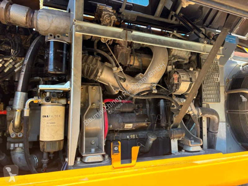جرافة Liebherr
