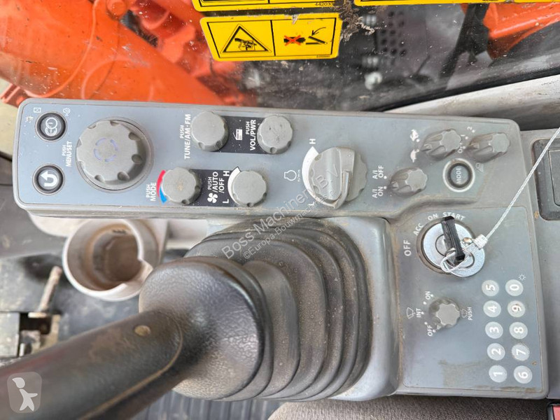 جرافة Hitachi - Hammer Lines / Automatic Greasing