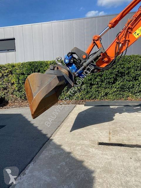 Skovel Hitachi 140 W-6