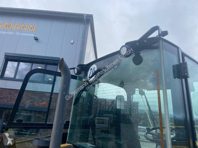 Skovel Caterpillar 907 M
