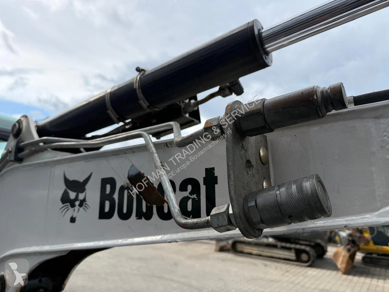Skovel Bobcat