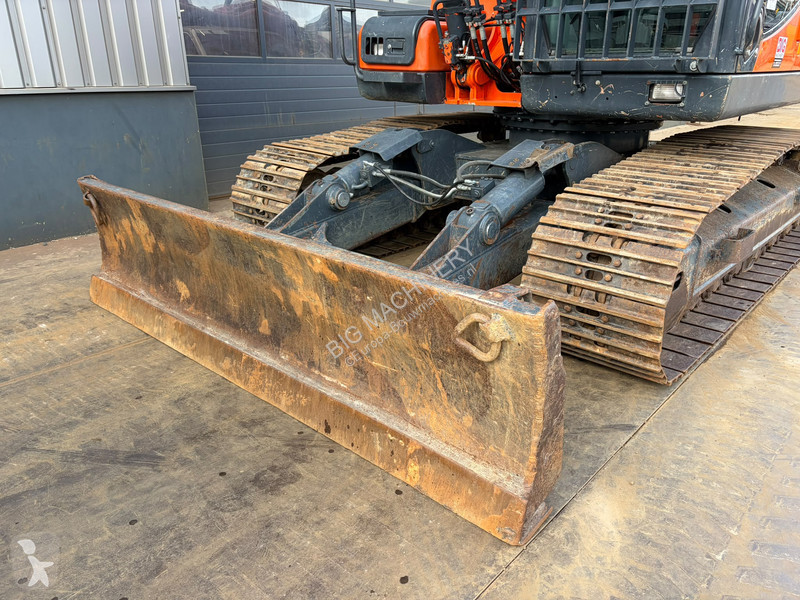 Pelle Doosan