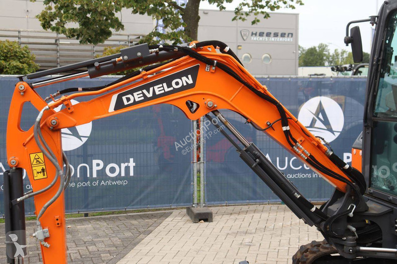 Skovel Doosan 27Z-7