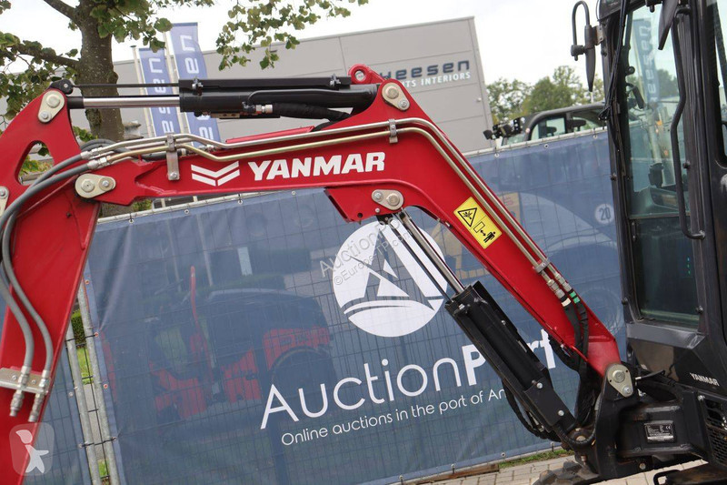 Skovel Yanmar ViO27-6