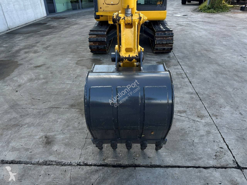 Skovel Komatsu 7