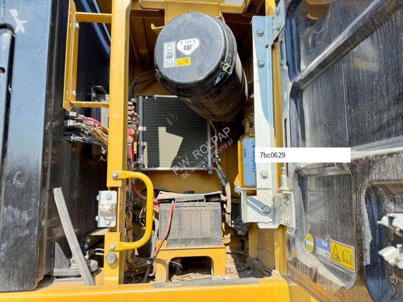 Excavadora Caterpillar