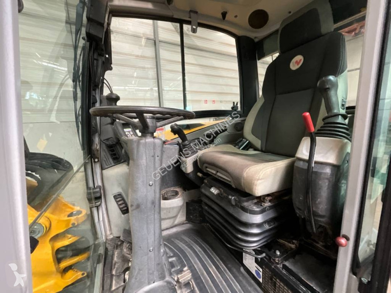 Pelle Neuson EW 65 powertilt