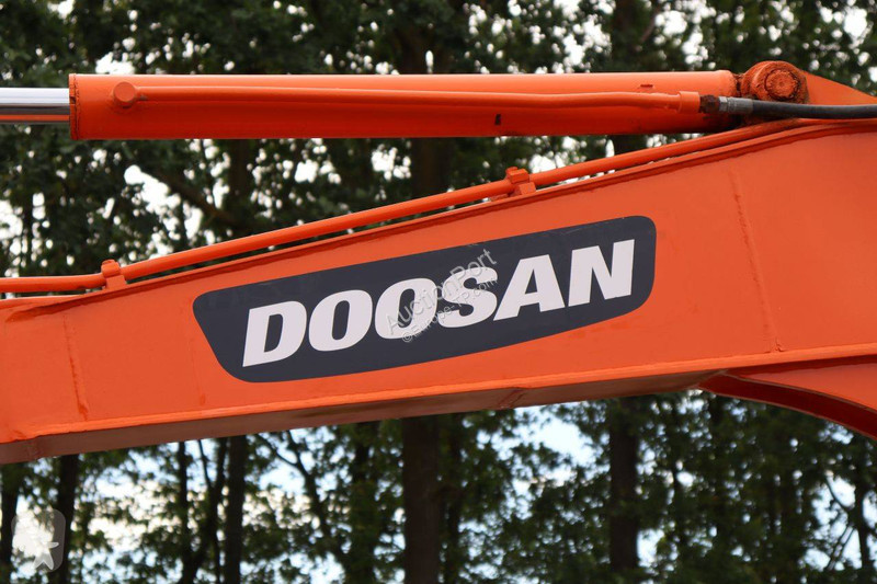 Excavadora Doosan DH55-V