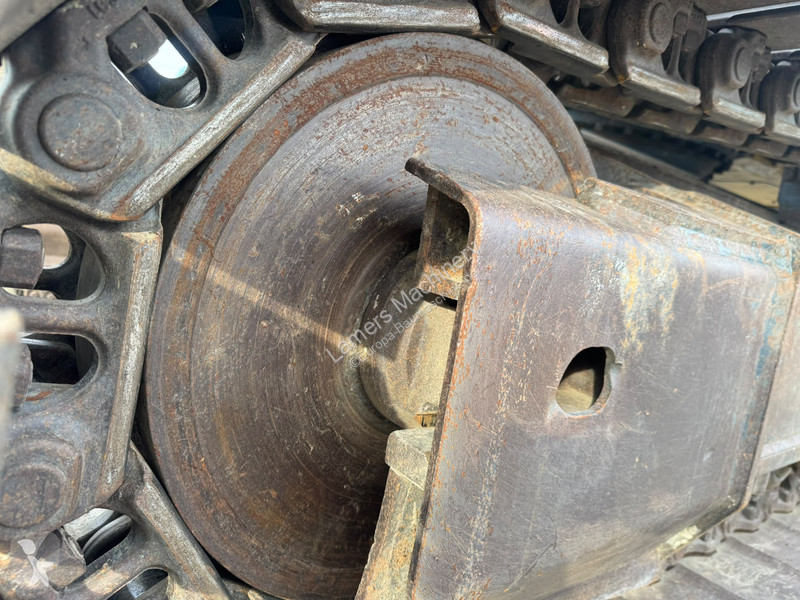 Escavadora Komatsu PC210 LC11