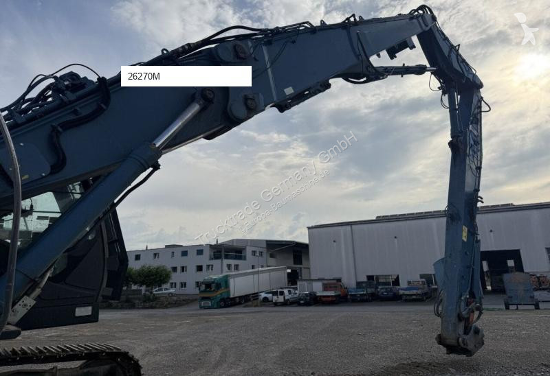 Excavator Hitachi 3LCK UHD