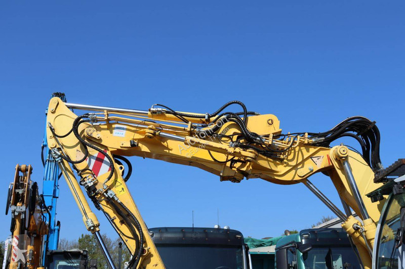 Pelle New Holland WE 150 RR