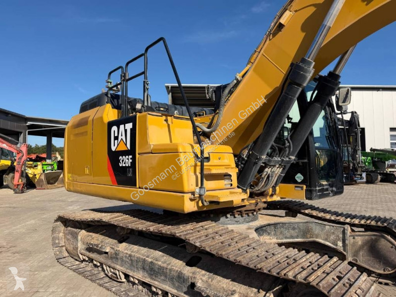 Excavator Caterpillar 326 F L