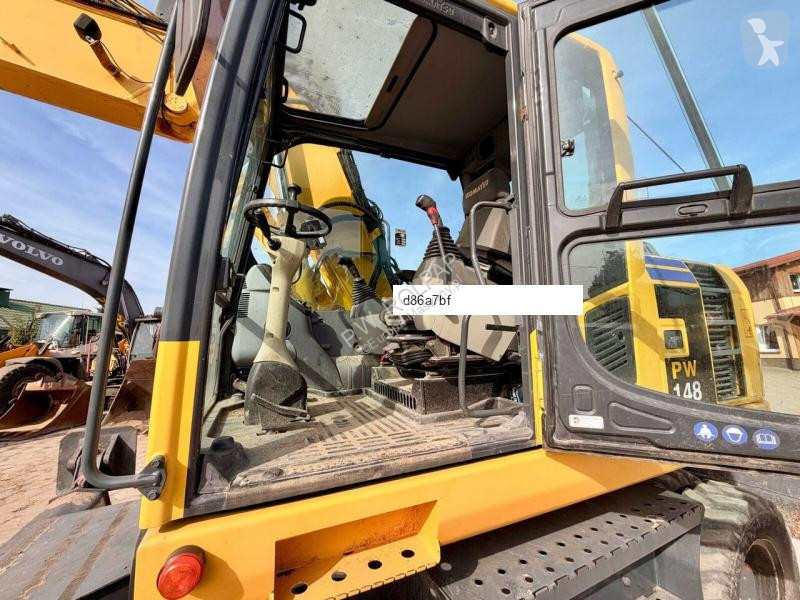 Багер Komatsu PW148-8 2D
