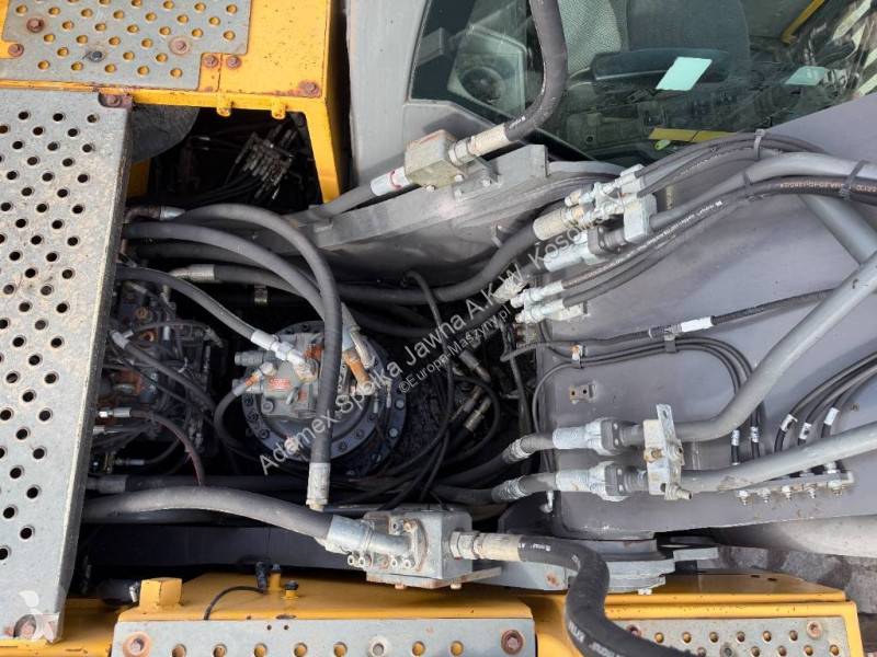 جرافة Volvo L