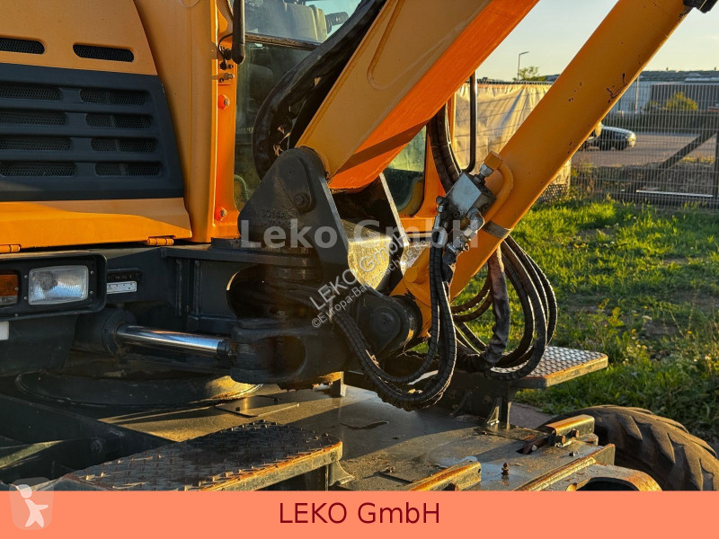 Pelle Hyundai Robex 55W9 Mit 4 Löffeln