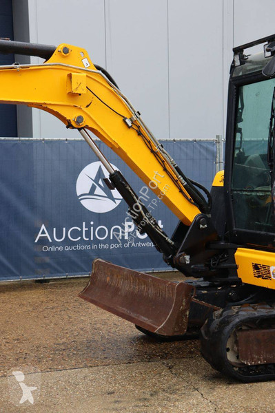Pelle JCB Z1
