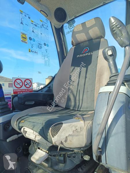 Pelle Mecalac  9MWR