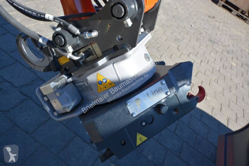 Багер Hitachi ZX 65 USB-6 MTC