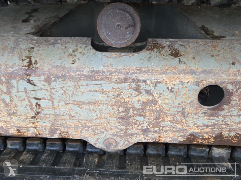 Багер Volvo ECR25D